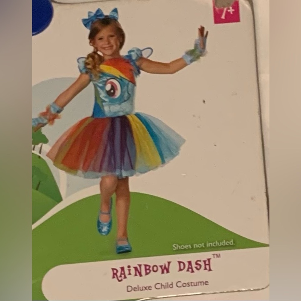 Rainbow Dash Deluxe Child Costume.
Size 7 +